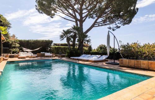 Résidence Villa 5 Chambres, Sauna, Piscine Et Vue Mer. - VILLA 5 chambres, sauna, piscine et vue mer. MAE-2513 - Foto 8