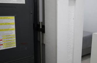 GREAT Luxe House NEAR Downtown & Marina in Miami - Photo 25