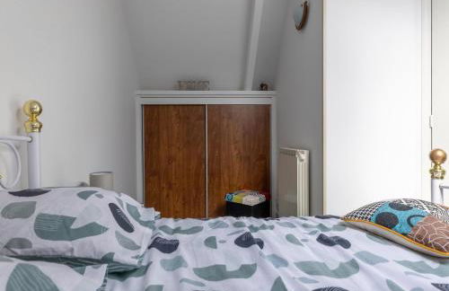 Sunlit Garden Escape Normandy - Foto 49