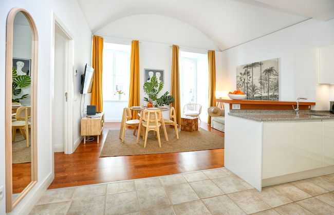 Beach Waves Apartment - Photo 12