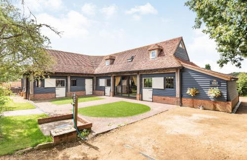 Silhouette's Stable - Uk34102 - Foto 2