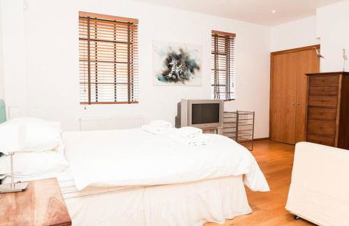 Spectacular Central 4-Bedroom Close To London Eye - Foto 32