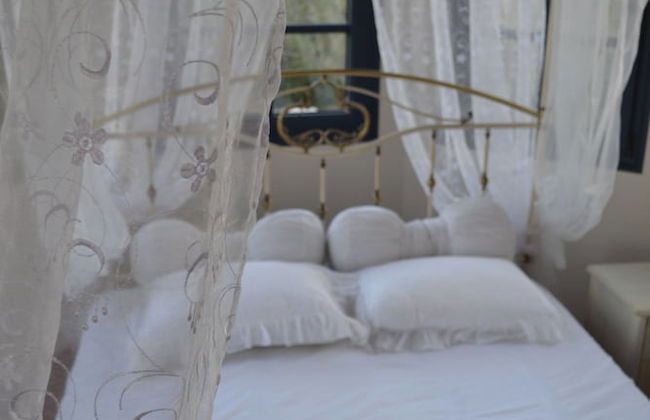 Mikamas Villa - Photo 7