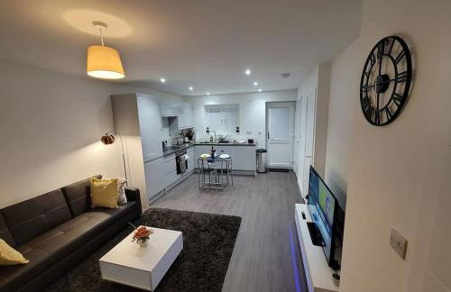 New build home with WI-FI, Smart TV, dedicated office floor, large terrace and Free parking - Foto 24