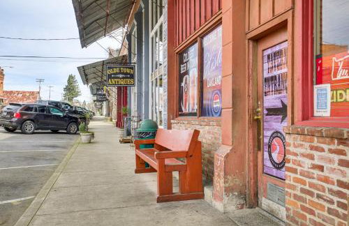 Private Pond and Dock! Cozy Cabin in Southern Oregon - Foto 31