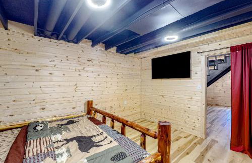 12 Mi to Downtown Hot Tub, Fire Pit Game Room! - Foto 24