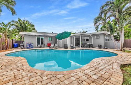 Sunny Days Getaway, 5BD Heated Pool Family Home! - Foto 21