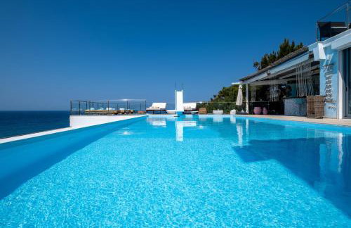 Icarus Luxury Beachfront Villa - Foto 48