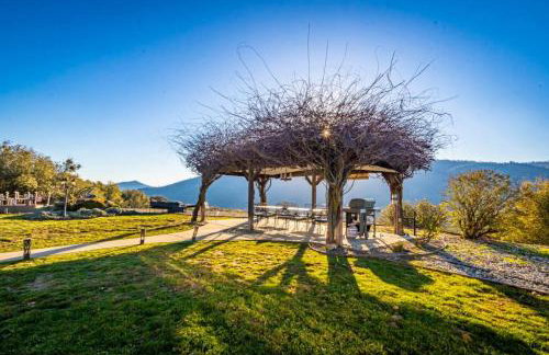 Fairy Tale 13-acre Sunset Villa at Windy Gap Valley near Yosemite - Foto 1