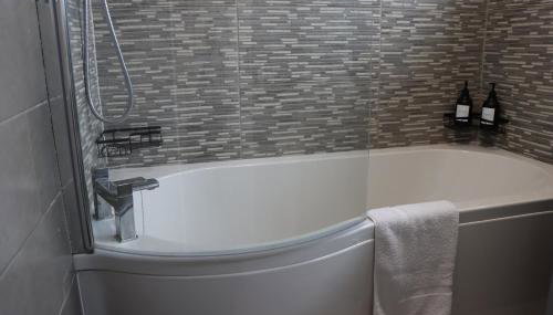 Perfect 3 bedroom home - Contractors & Families - Foto 2