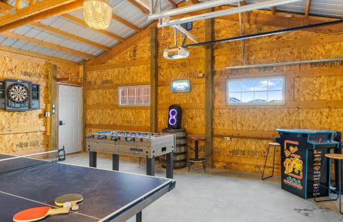 30 Miles to Yellowstone Hot Tub Game Room AC - Foto 4