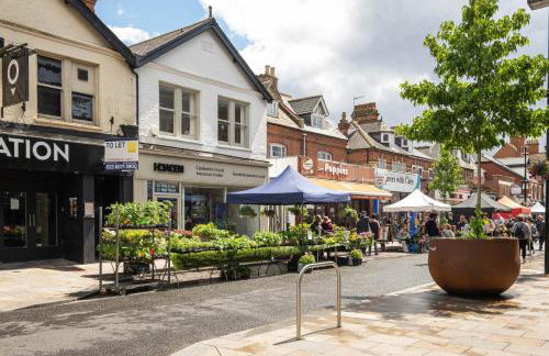 Modern 2 Bedroom Apartments Town Centre Camberley - Foto 96