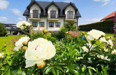 Trzy Sosny Gospodarstwo Agroturystyczne - Photo 1