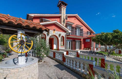 Villa Marić, a charming villa with a beautiful poolside - Foto 29