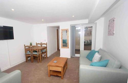 No 28D St Benedict - Photo 3