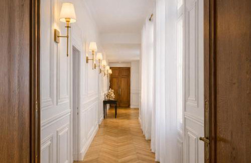 Le Suite Napoléon - Luxe et Sérénité au Cœur de Cannes - Foto 18