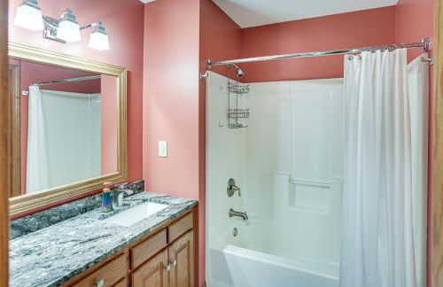 Lakefront Minnesota Vacation Rental with Dock - Foto 11