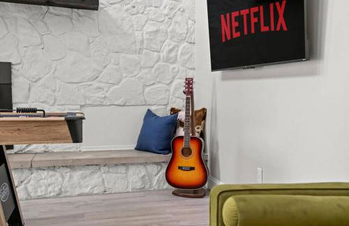 4-bedroom house in charming Oak Hill with WiFi, AC. Relax and enjoy - Foto 22