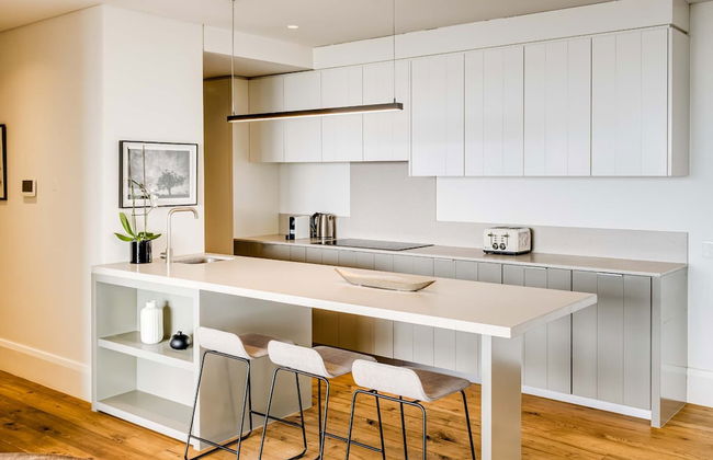 Gorgeous Sea Point Apartment With Rooftop Pool at Mirabel - Foto 6