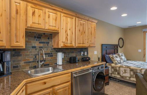 Penthouse Studio w Mtn Sunrise Views & Near Silver Mtn - Foto 5