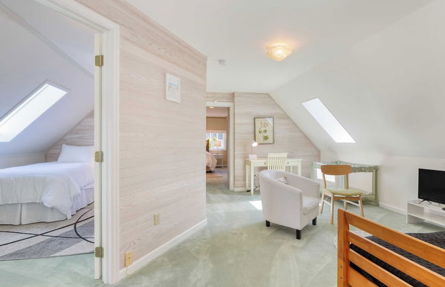 Colonial Bluff House Above the Sea by Avantstay - Foto 32