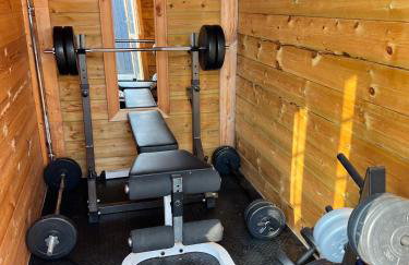 City Stay with Jacuzzi Gym Free Parking 2 Spaces - Photo 17