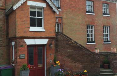 Stunning 1 bedroom self contained apartment - Foto 16