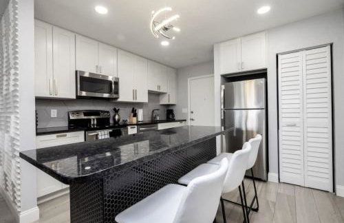 Large 2 bedroom with King bed and Patio - Foto 5