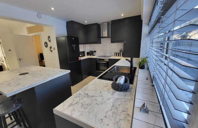 Grand Exclusive 2 Bed Apartment - London - Foto 13