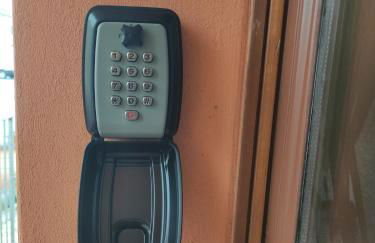 Silver Home - Photo 10