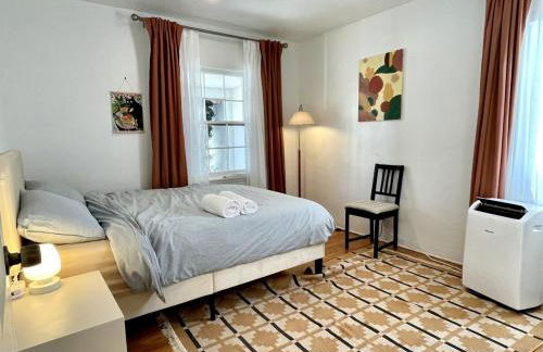 Pasadena Quiet Gem with Fiber Internet WiFi and Workspace - Foto 40