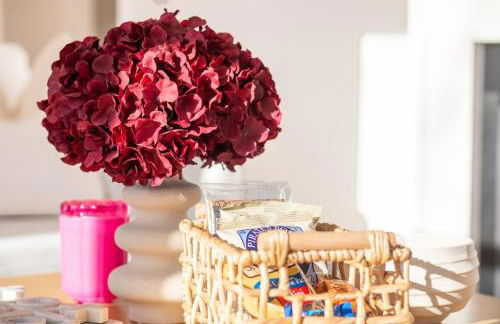 Renovated Cape Near Beach with Fire Pit - Foto 4