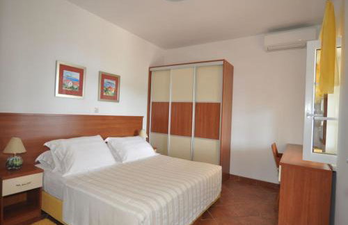 Holiday home Marina- beachfront, sea view and free parking - Photo 48