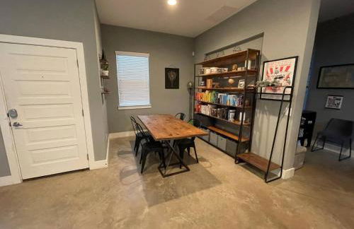 Modern Home In North-central Austin - Foto 10