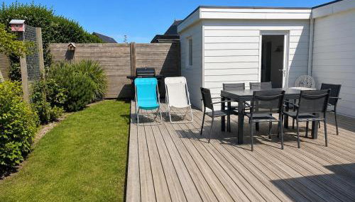 Port Saint-Sauveur - plage au bout de la rue - Foto 3, Garden, sunbed, Garden view