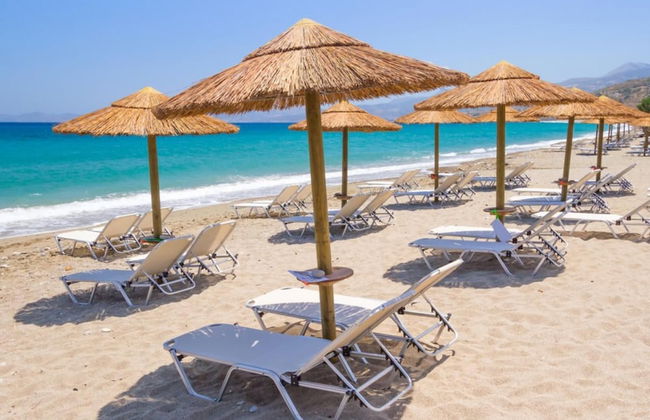 Villa Melina Private Pool Walk to Beach Sea Views A C Wifi Car Not Required - 1605 - Foto 17