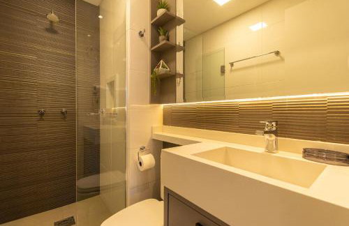 Luxuoso Apto Em Frente Ao Shopping Curitiba - Piscina, Academia e Sauna - Foto 11