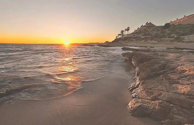 Excursão pela costa de bicicleta elétrica em Alicante com lago de peixes Román e mergulho com snorkel - Foto 8