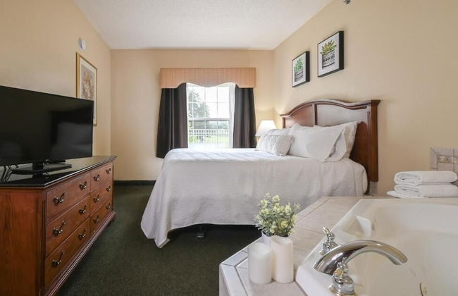 Four Seasons Island Resort - Photo 38