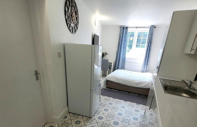 Tranquil Studio Retreat With Free Parking - Foto 1