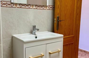 Tranquil Self Catering Golf Course Apartment - Photo 22