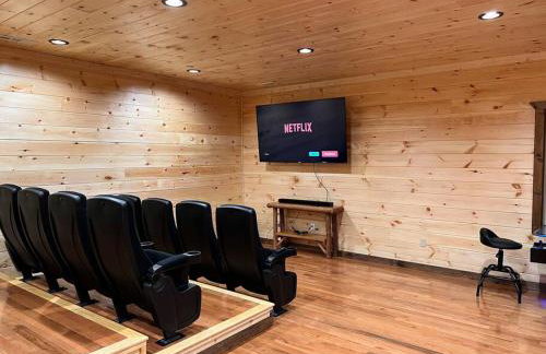 * * 4 Master Bedrooms, Views, Theater, Arcade, EVC - Photo 23