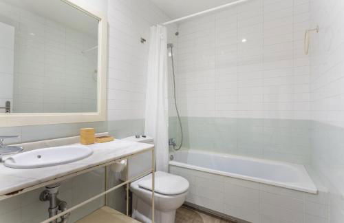 Universidad en Madrid - Photo 62