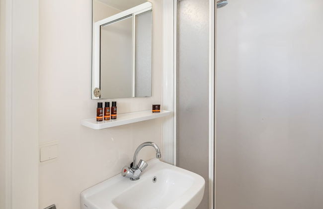 Bungalow in Bospark 't Wolfsven Near Nature - Photo 5