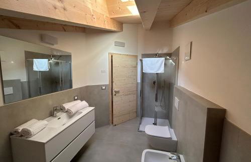 Lago House - Photo 2