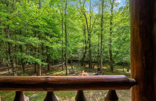 A Creek Runs Thru It - Secluded Waterfront Cabin - Foto 1