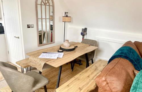 Central Tenby 3 Bed Apt Sleeps 6 to 8 Dog Friendly - Foto 2