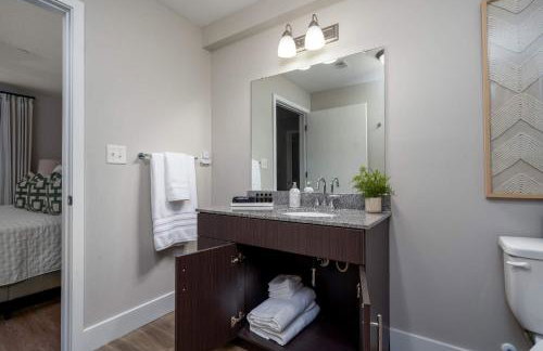 High Cotton - 3BR 3BA Condo Near UA with Pool & Gym - Foto 18