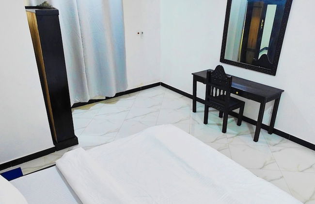 Ayaa Apartments - Photo 5