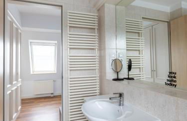 Flower's Berlin by Limehome - Digital Access - Foto 60